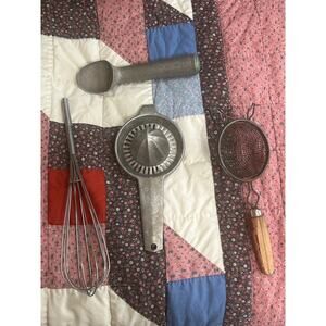 retro kitchen utensils- set of 4- decorative kitchen, vintage kitchen utensils